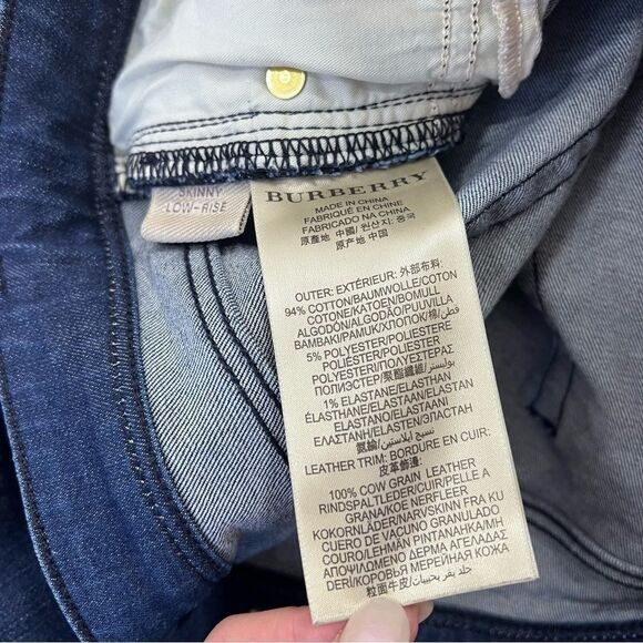 Burberry Brit skinny lowrise jeans dark wash‎ - Picture 3 of 8